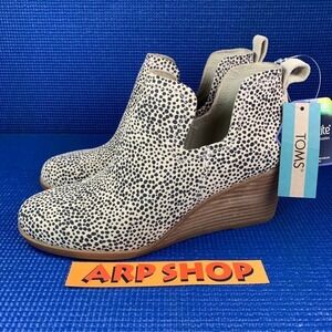 TOMS KALLIE Women`s Size 7 Cheetah Printed Suede Wedge Bootie 10016177